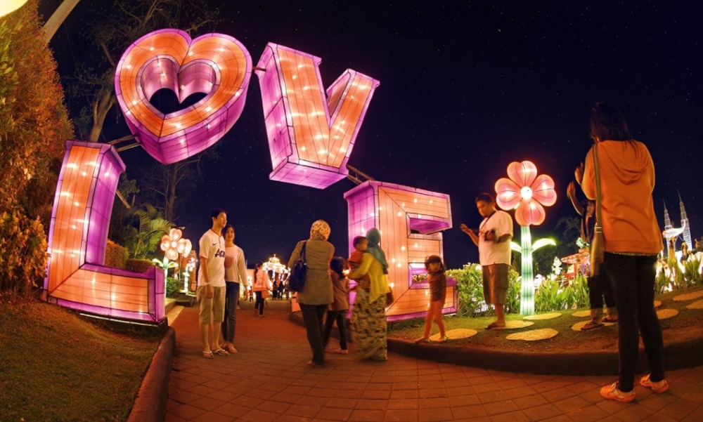 Batu Night Spectacular BNS