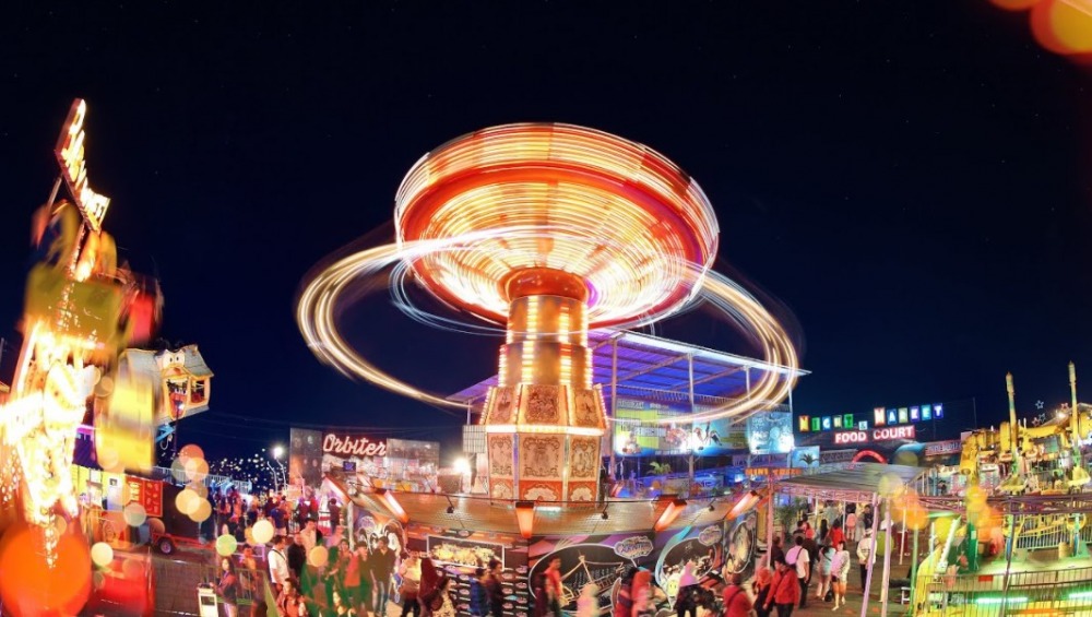 Batu Night Spectacular