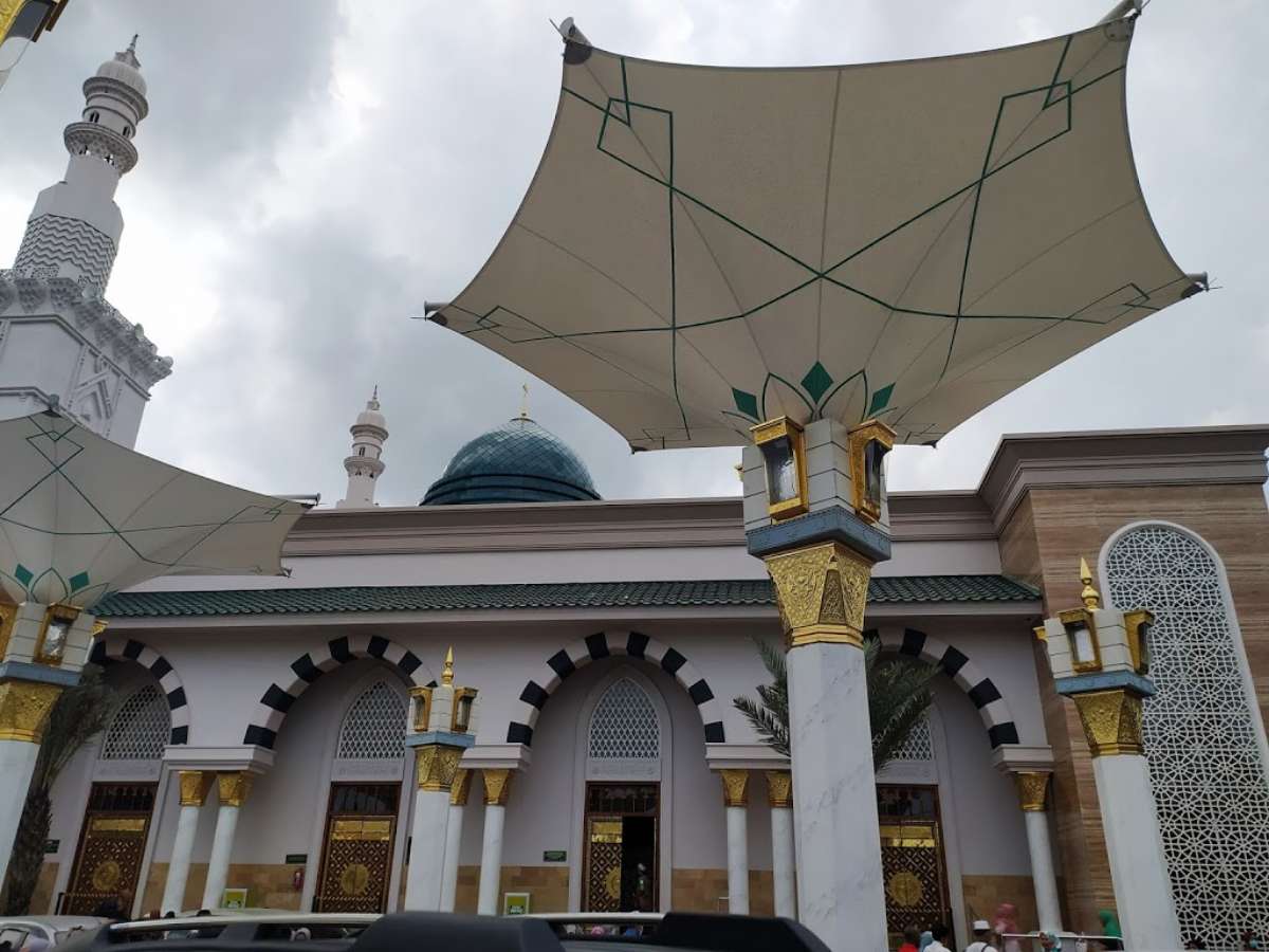 Alamat dan Rute Menuju Lokasi Masjid Ar Rahman Blitar
