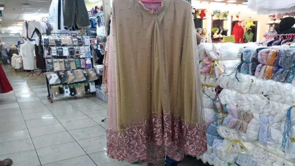 Aneka Busana Muslim Lengkap
