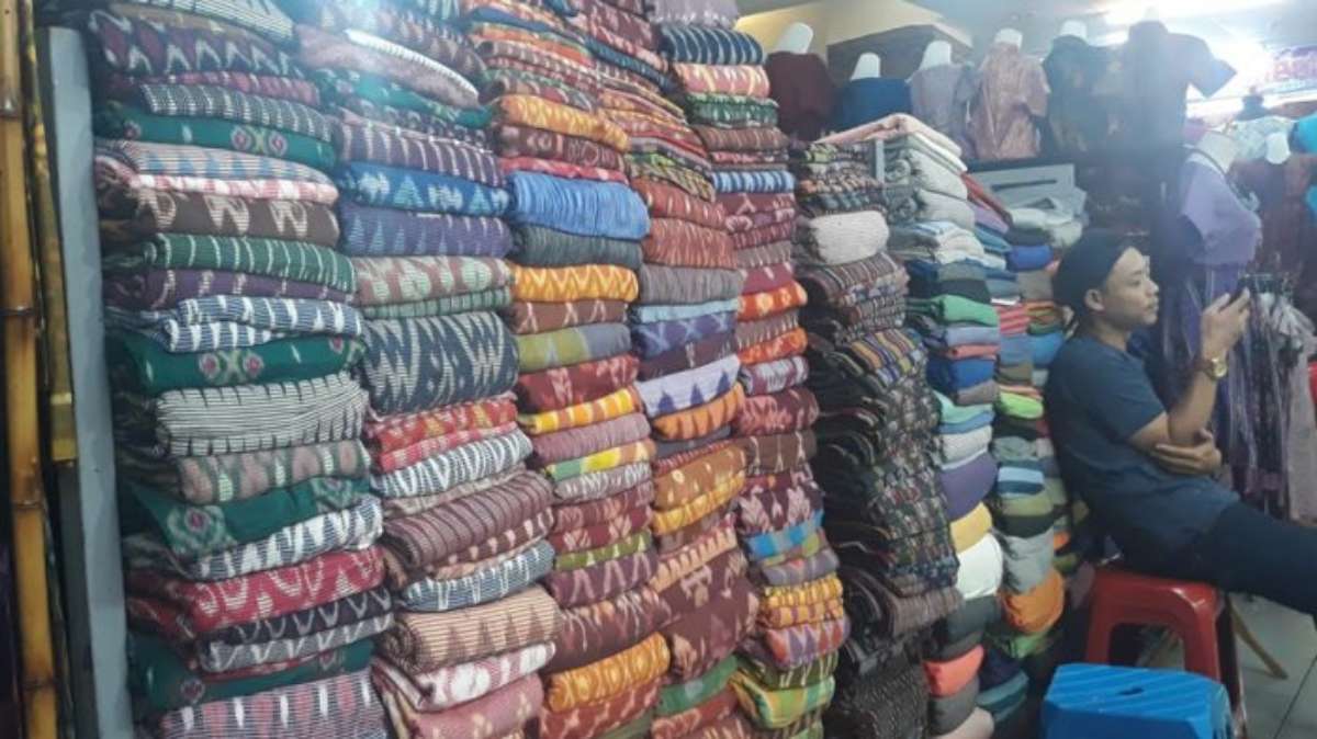 Belanja Kain Tenun