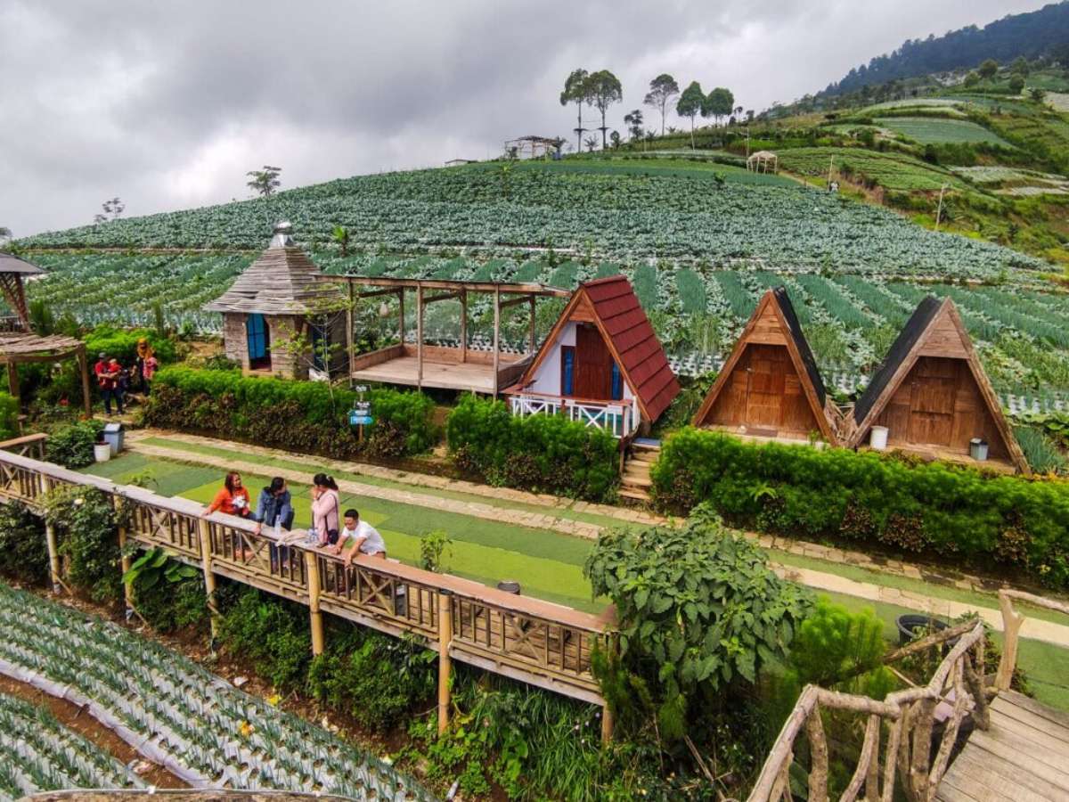 Berkeliling Kawasan Wisata