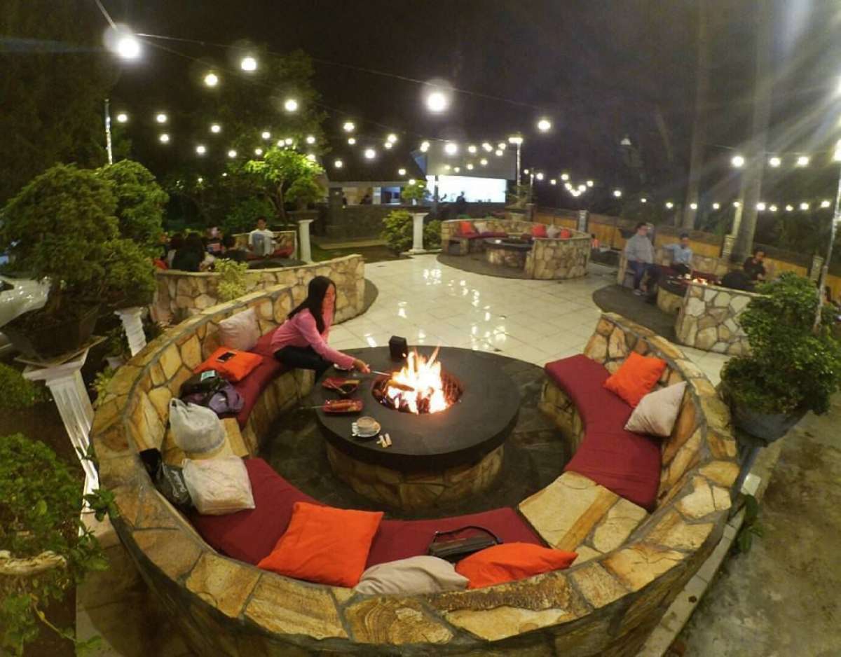 Campfire Outdoor Cuisine
