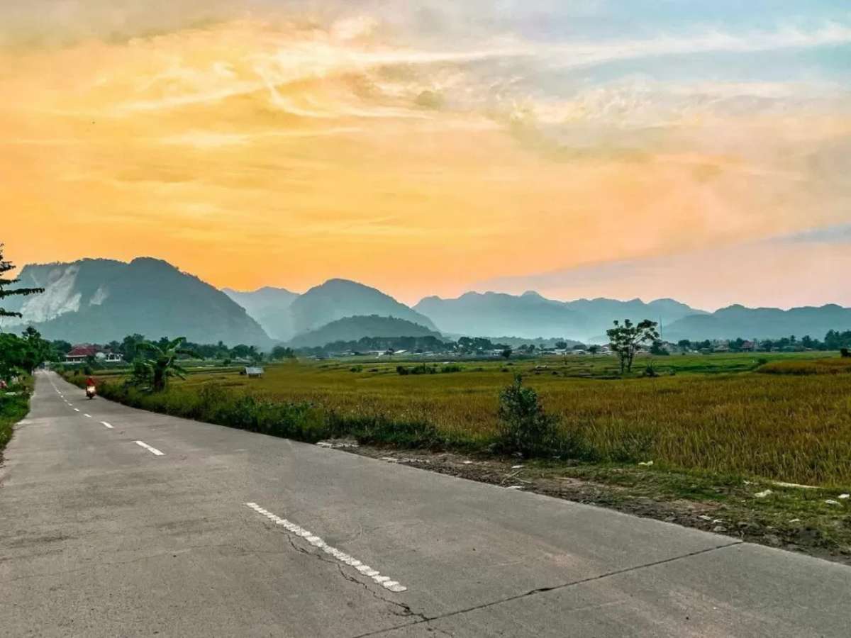 Desa Wisata Cikalahang