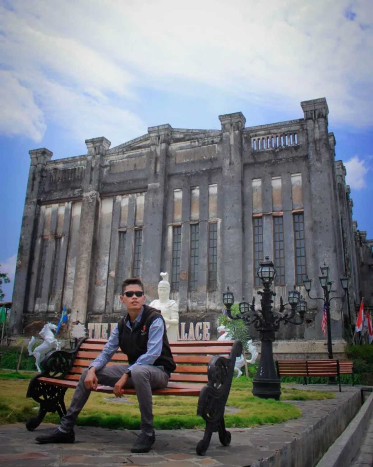 Istana Megah khas Eropa
