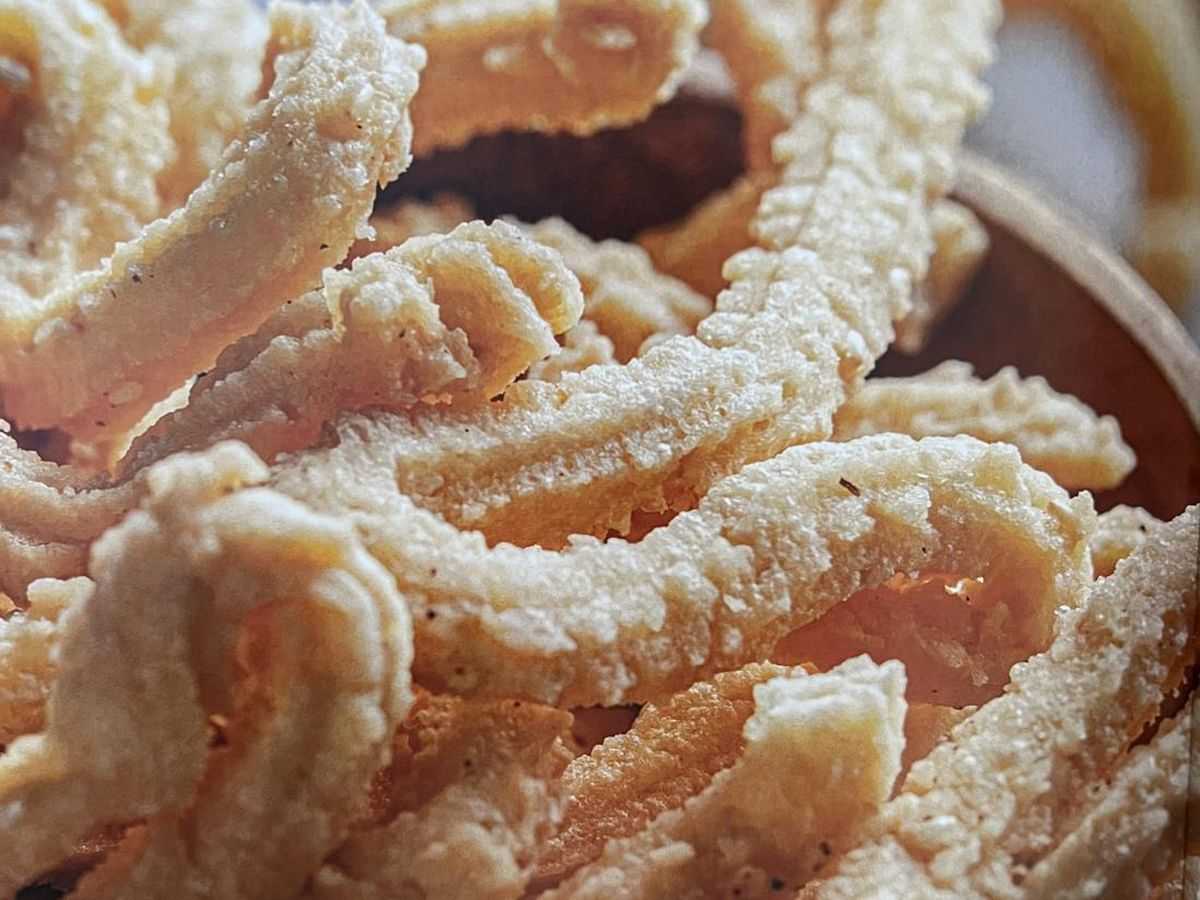 Kue Akar
