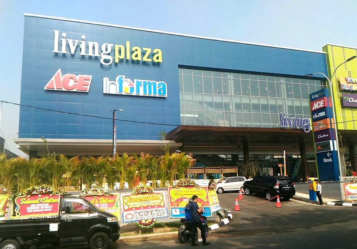 Living Plaza