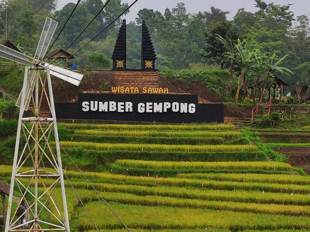 Lokasi dan Rute Menuju Sumber Gempong Trawas