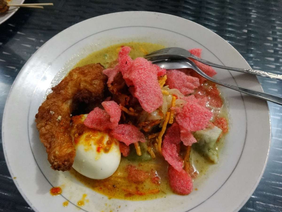 Lontong Sayur Kak Lin
