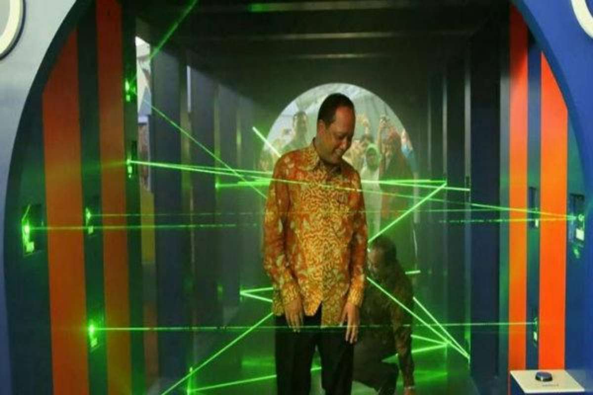 Main Sambil Belajar di Museum IPTEK