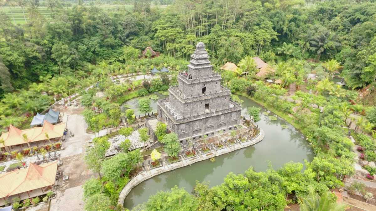 Ornamen Candi dan Arca yang Unik