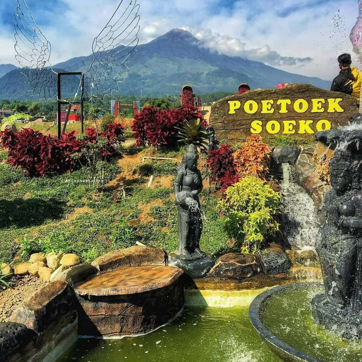 Rainbow Garden Poetoek Soeko