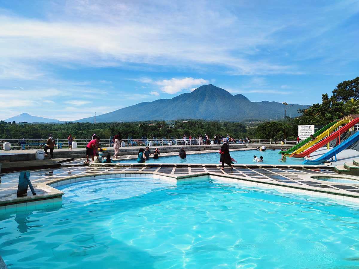 Tentang Kolam Renang Aldepos Bogor