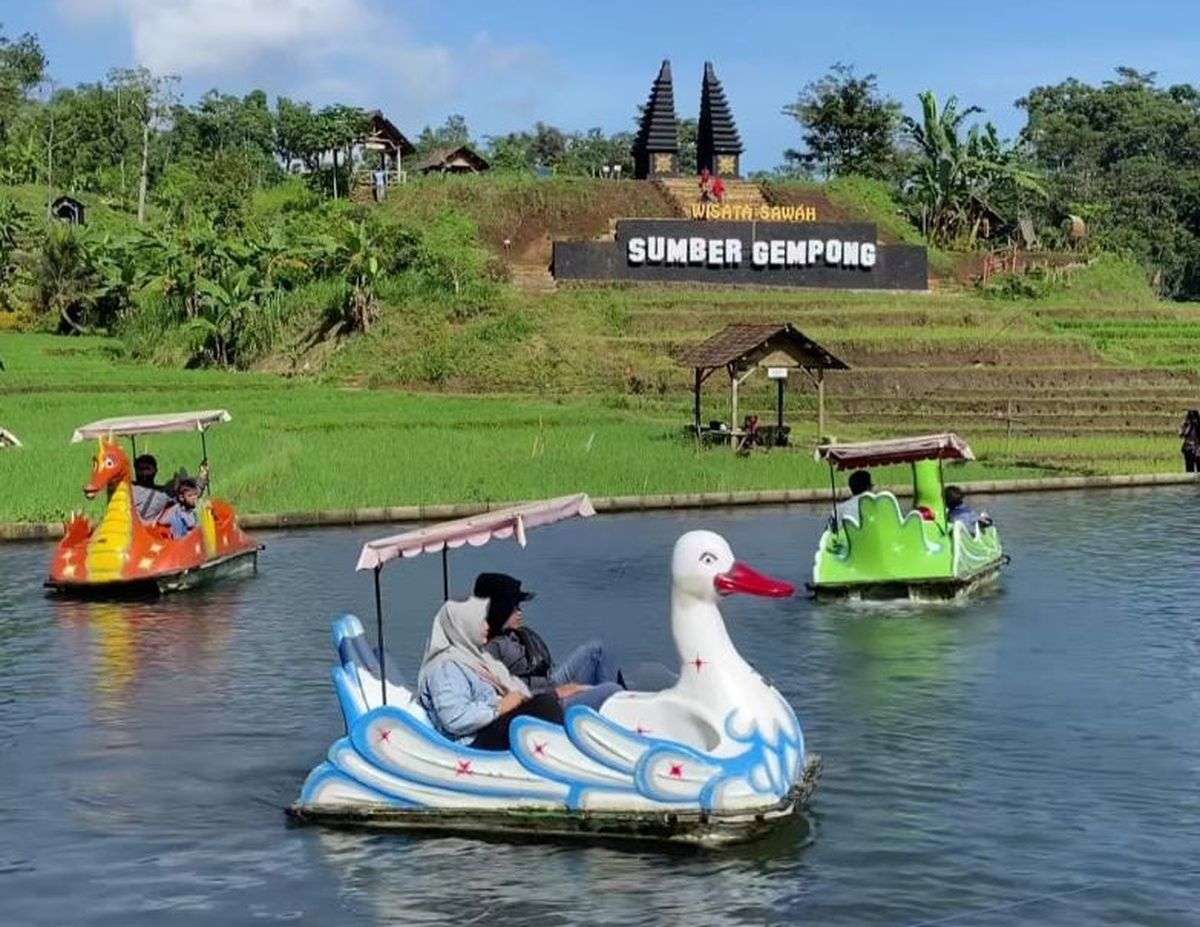 Tentang Sumber Gempong
