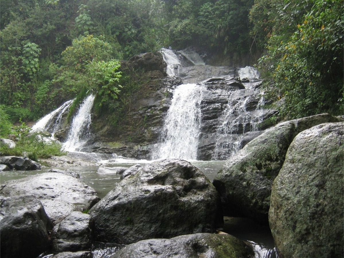 Air Terjun Binangun Watu Jadah