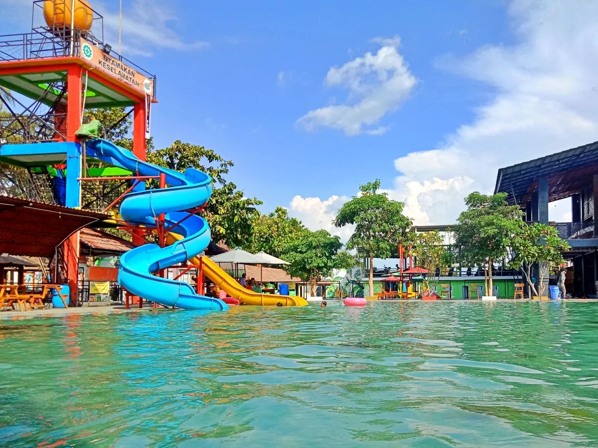 Danuwo Waterpark Semarang