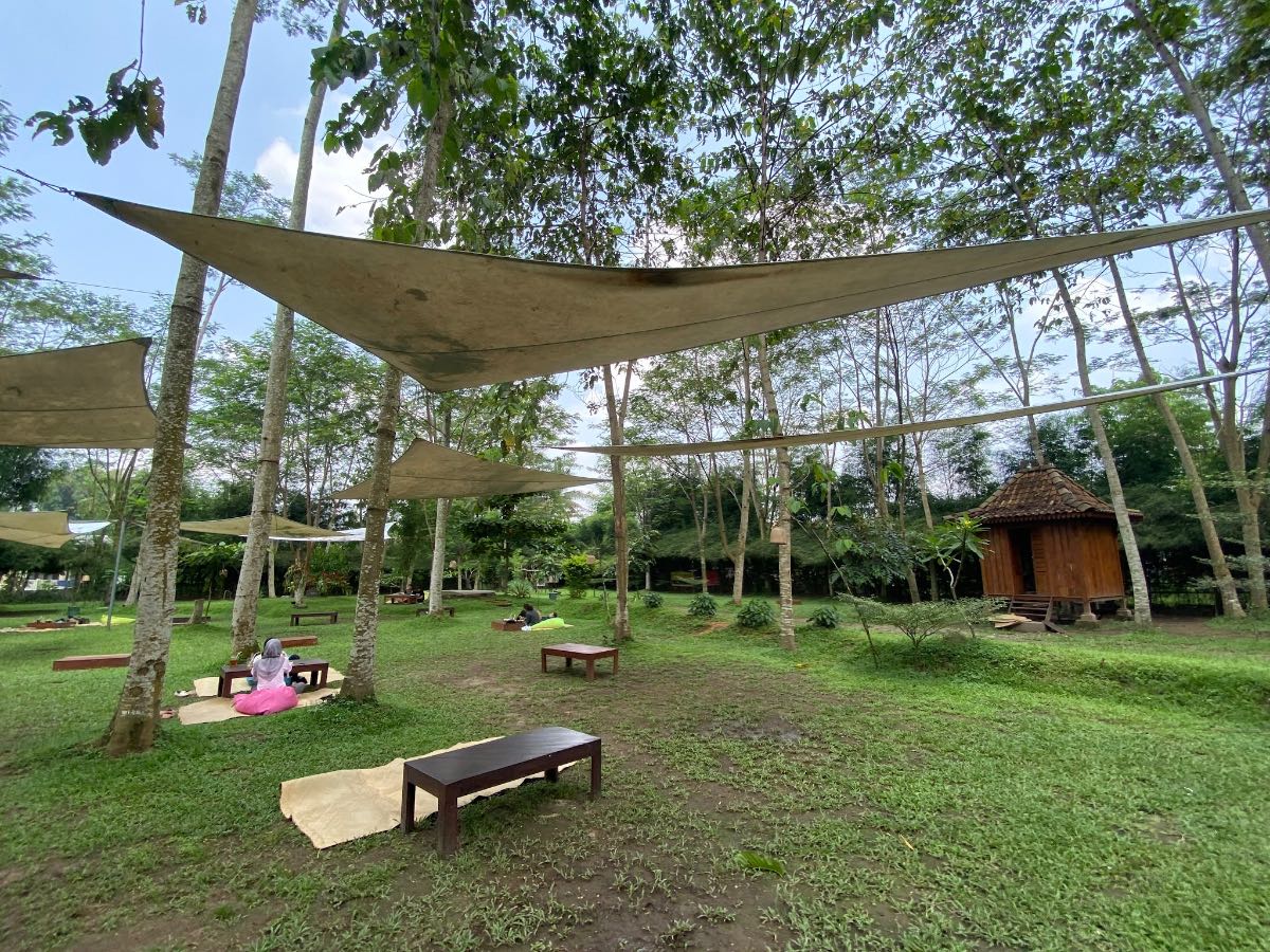 Eksplorasi Lokasi Asram Edupark dan Jam Operasional