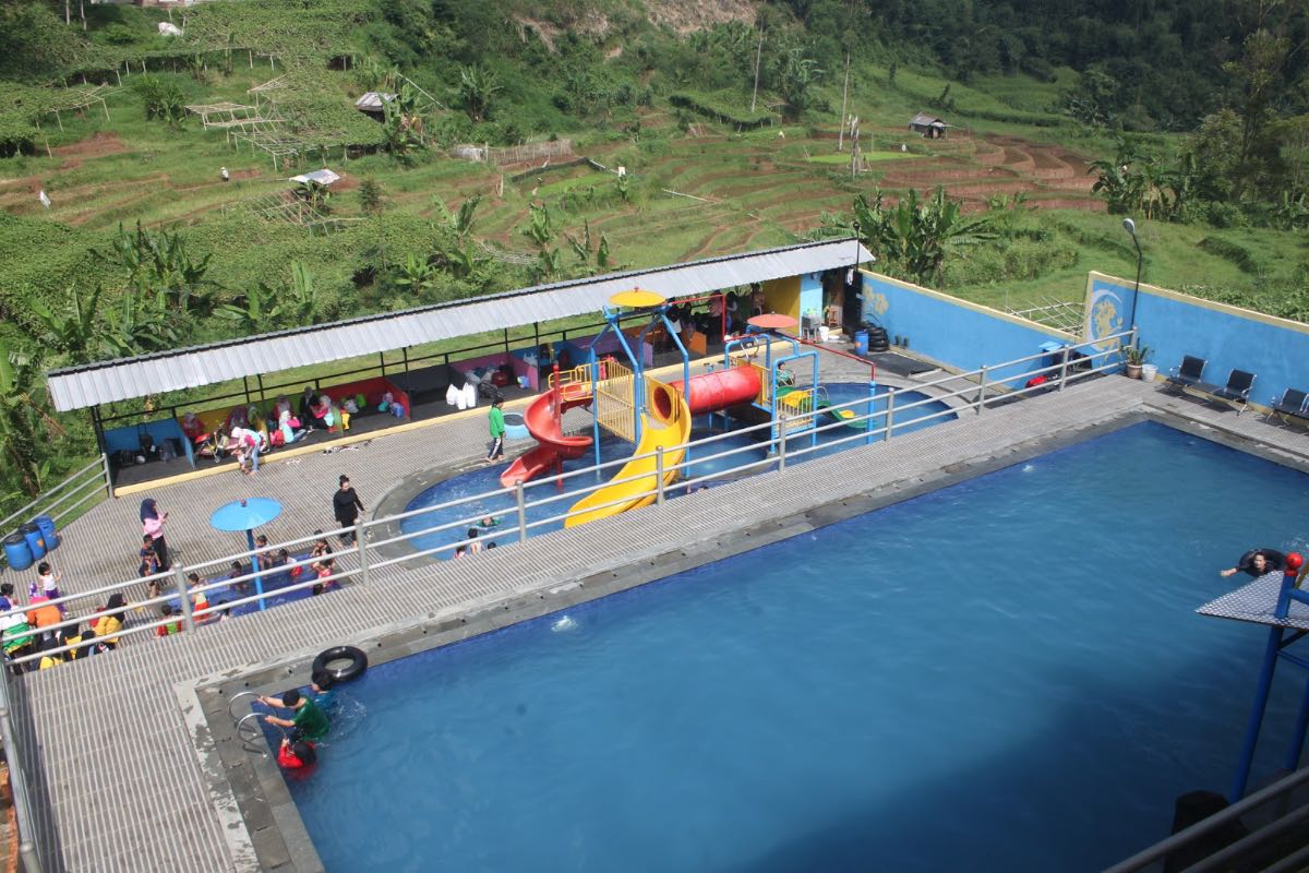 Jam Operasional