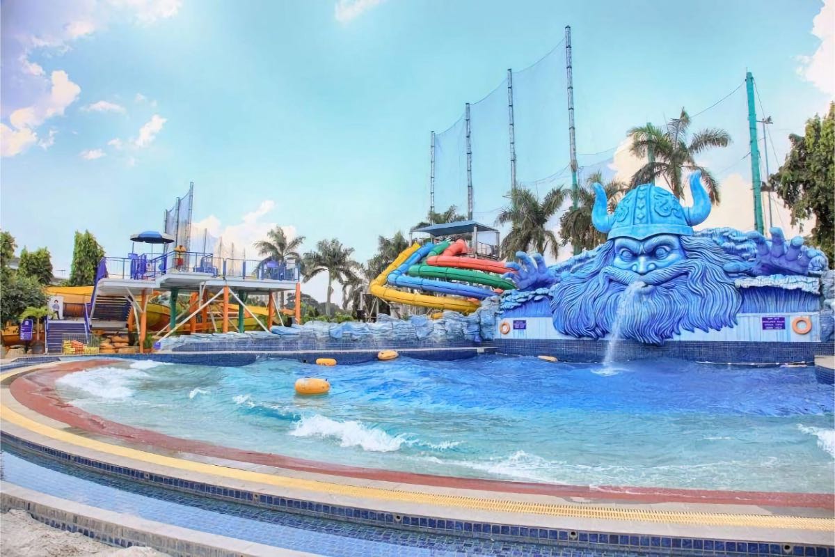 The Wave Pondok Indah Waterpark