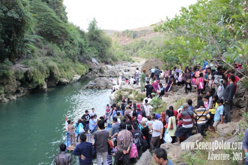 Pengunjung Curug Slempret