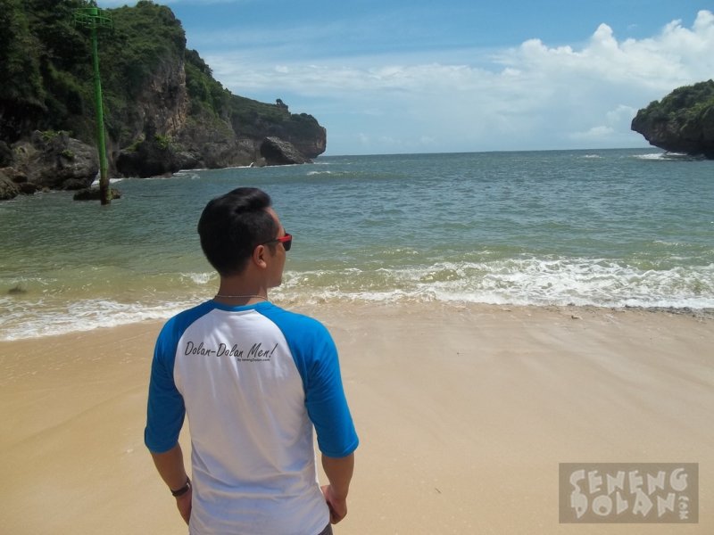 Melihat lebih dekat Pantai Para Nelayan