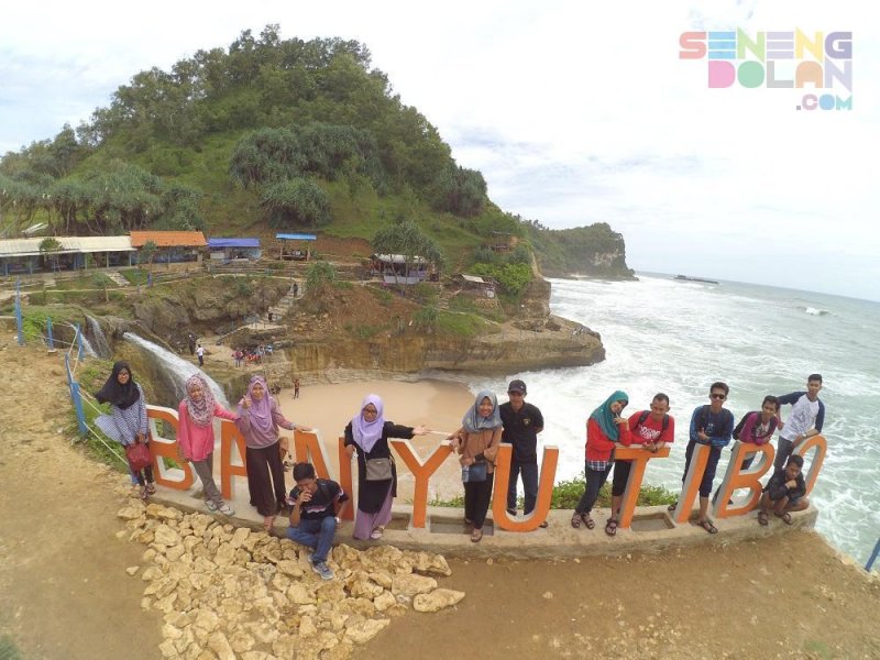 Banyu Tibo Pacitan