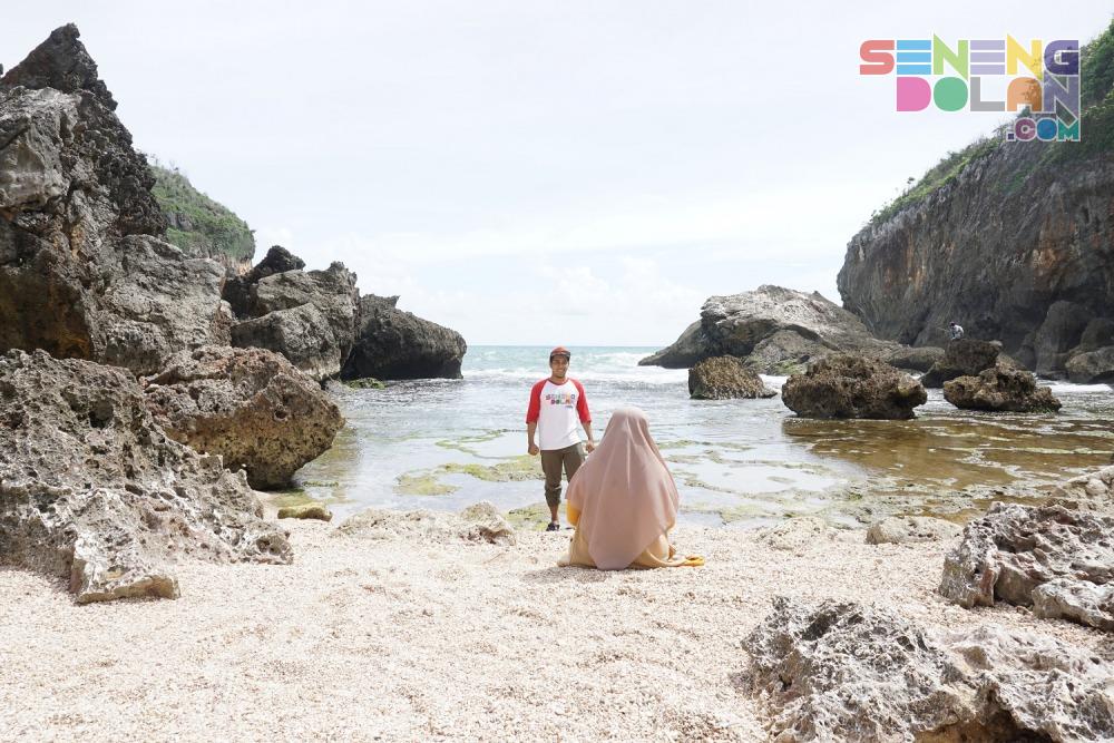 pantai tersembunyi gunungkidul